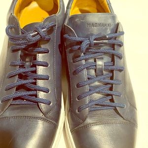 Men’s blue Magnanni sneakers